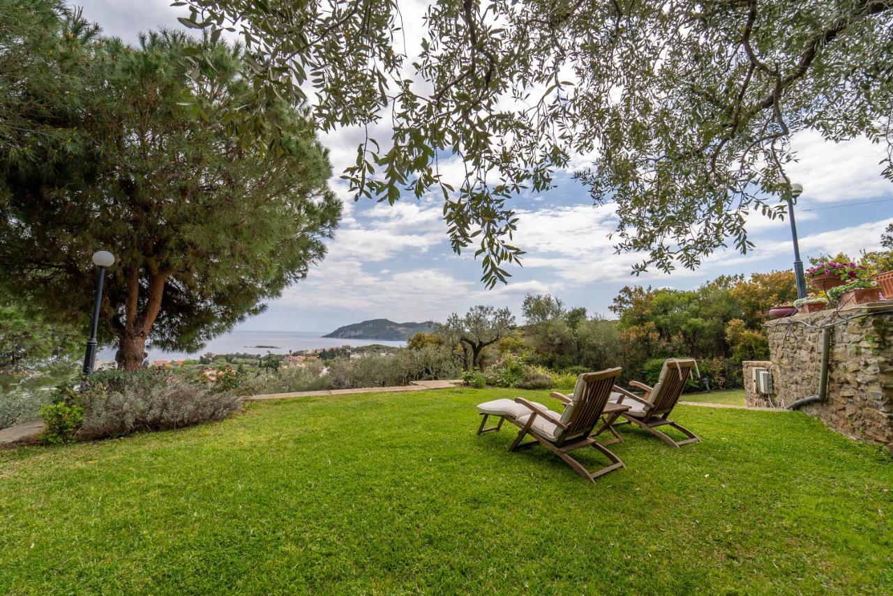 Villa Elia Kavala - Mediterranean Holiday Villa PalaiónTsiflíkion 外观 照片