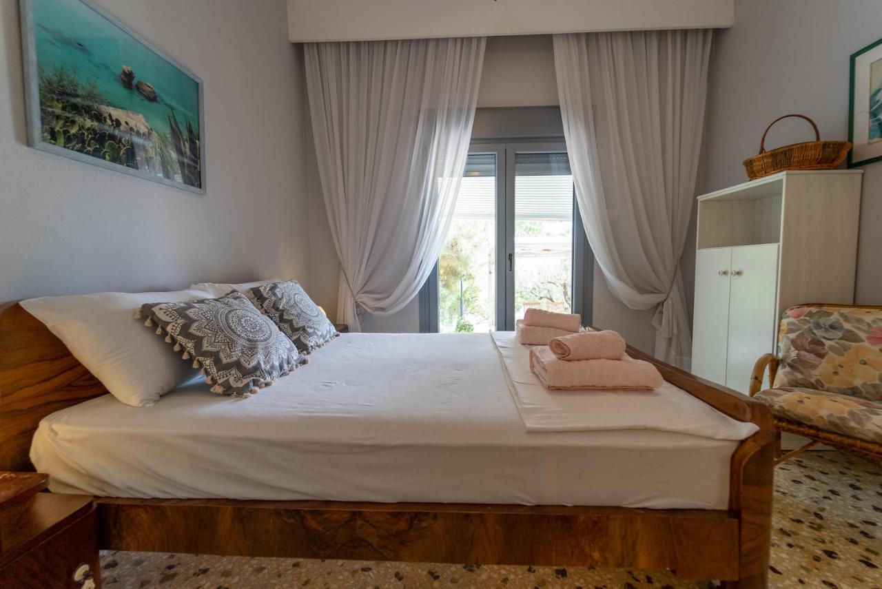 Villa Elia Kavala - Mediterranean Holiday Villa PalaiónTsiflíkion 外观 照片