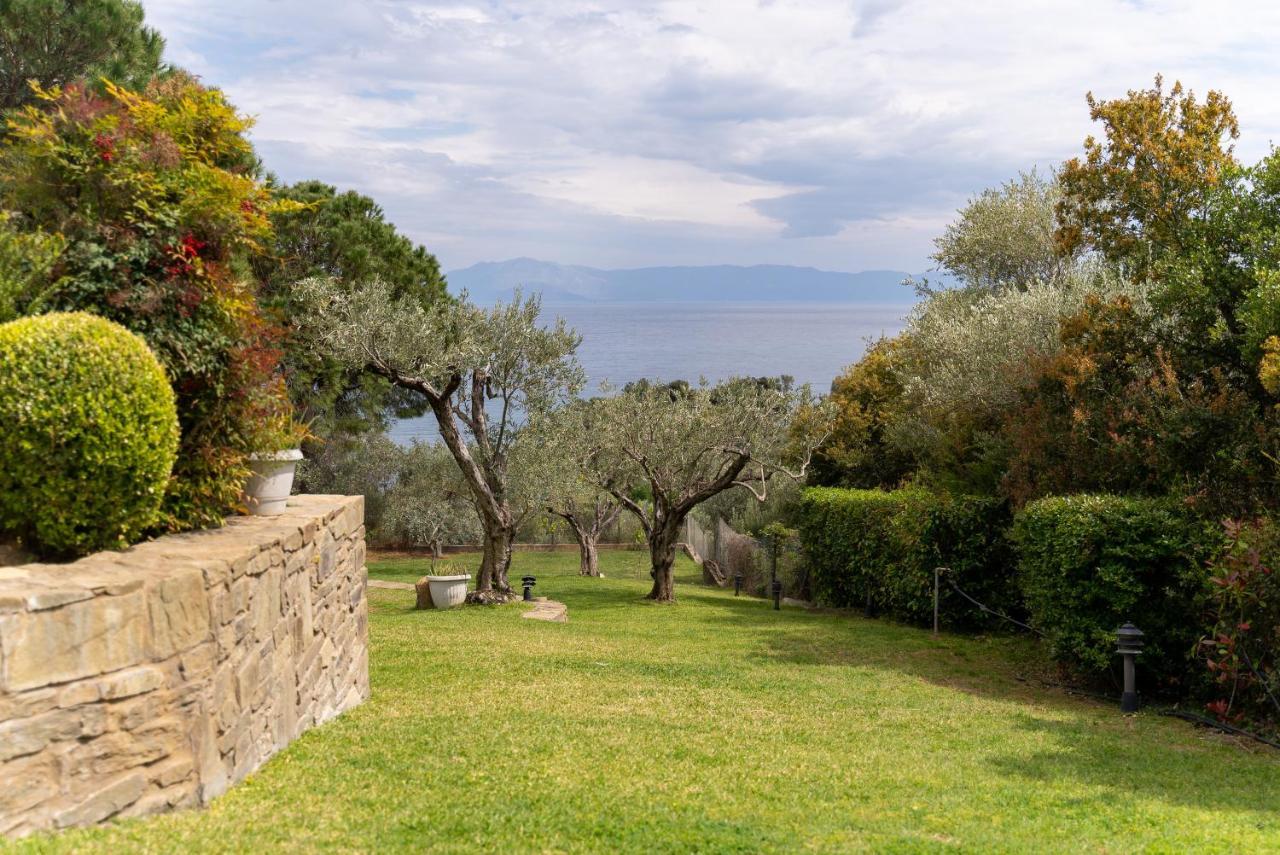 Villa Elia Kavala - Mediterranean Holiday Villa PalaiónTsiflíkion 外观 照片